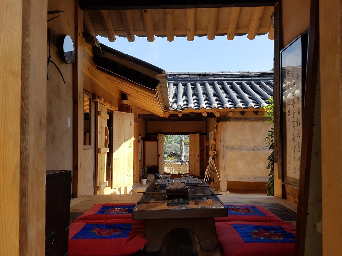 Jukheon Traditional House Andong Extérieur photo