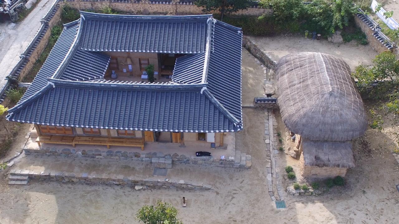 Jukheon Traditional House Andong Extérieur photo