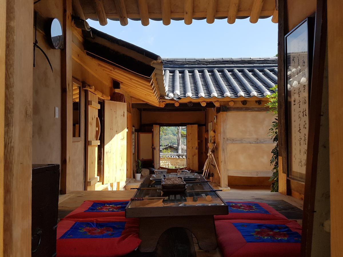 Jukheon Traditional House Andong Extérieur photo